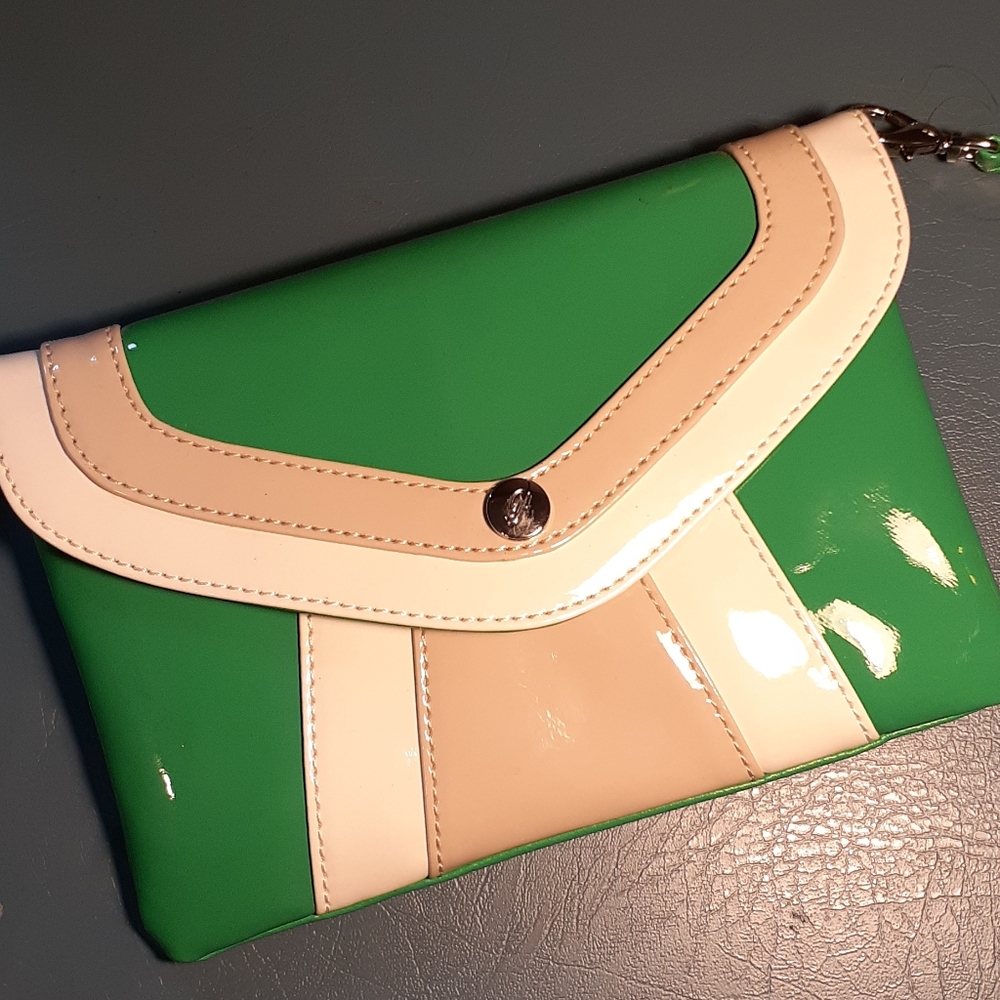Cute green clutch with removable strap.